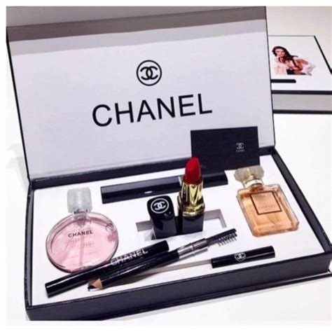 coffret chanel parfum maquillage|parfum chanel coffret.